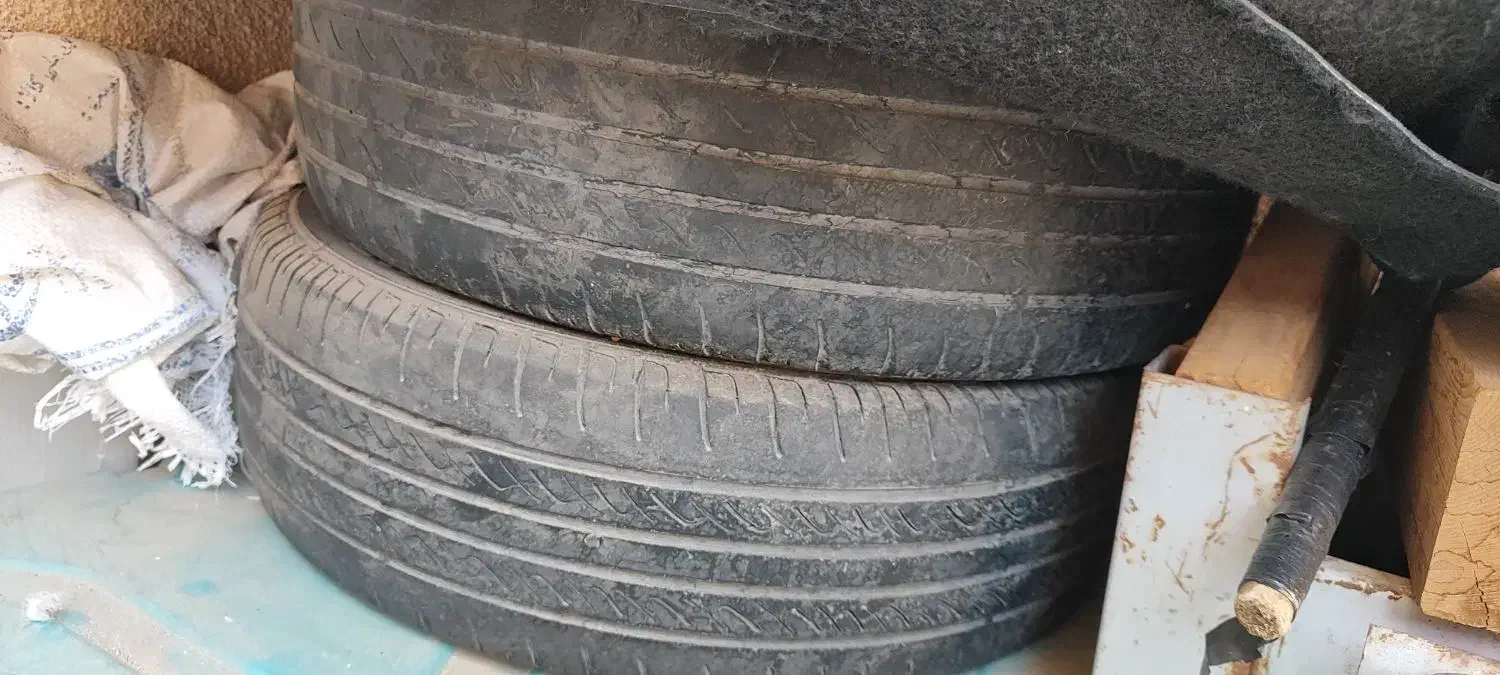 لوازم ماشین کاپوت لاستیک 206|قطعات یدکی و لوازم جانبی|قم, چهل درخت‎|دیوار