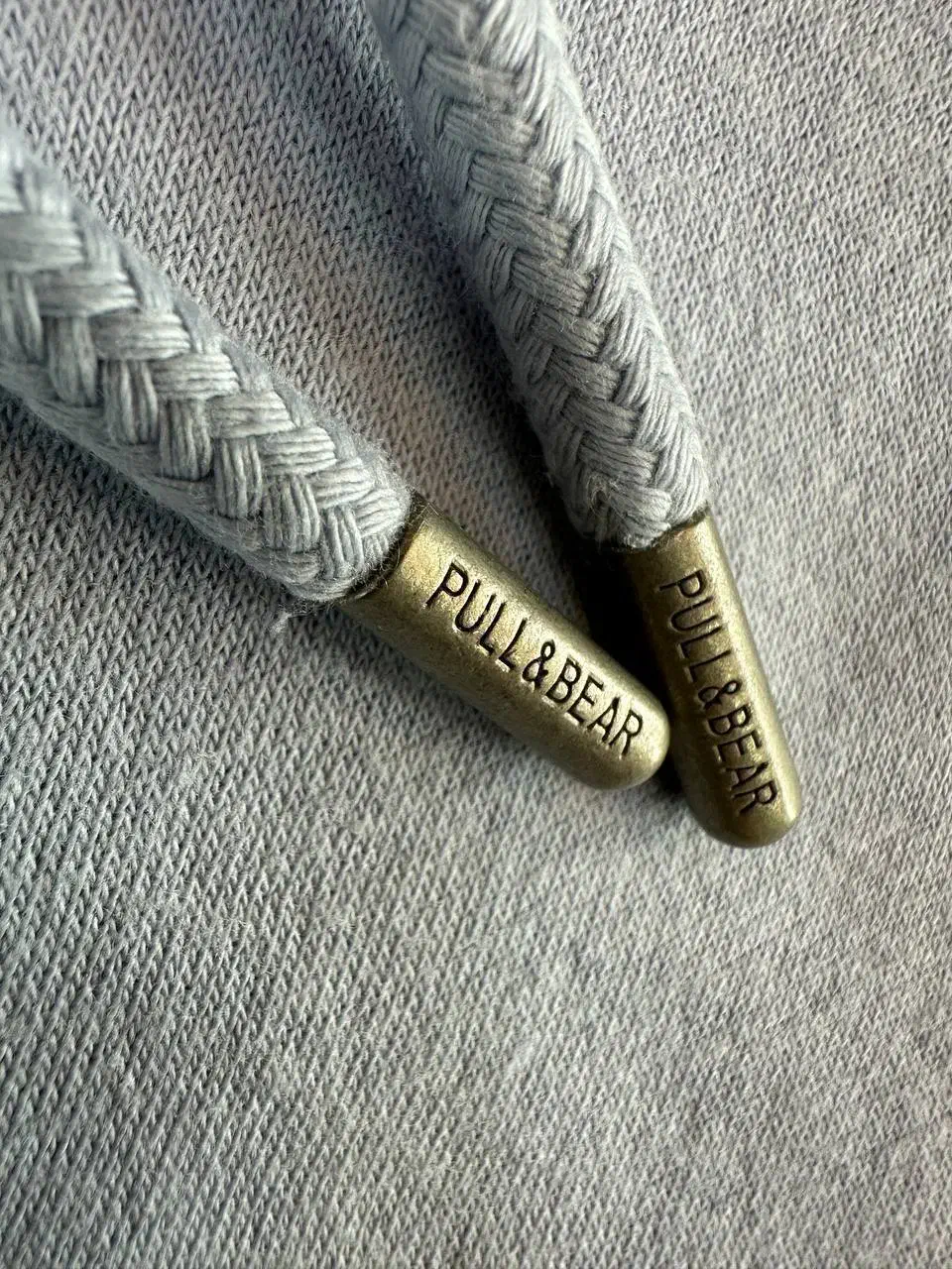 هودی برند pull and bear پارچه گرم خفن|لباس|درگهان, |دیوار