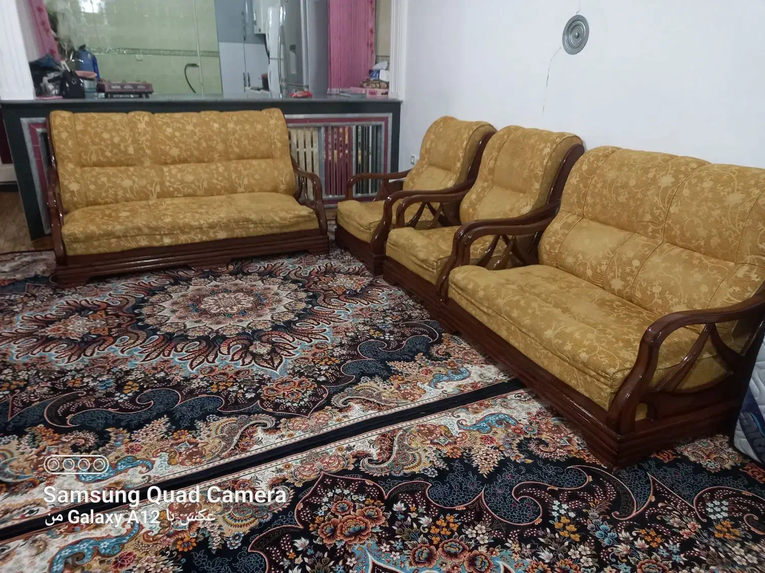 مبل ۷ نفره تمام چوب|مبلمان خانگی و میز عسلی|اهر, |دیوار