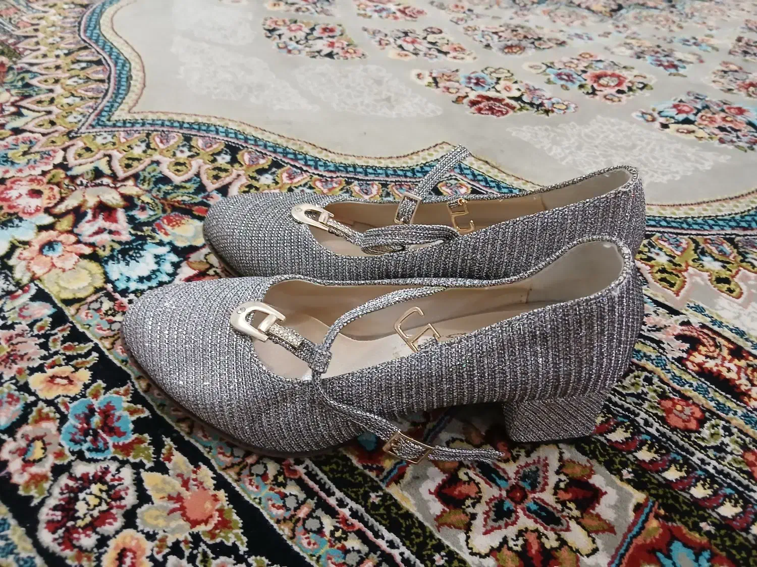 کفش نو|کیف، کفش، کمربند|جوانرود, |دیوار