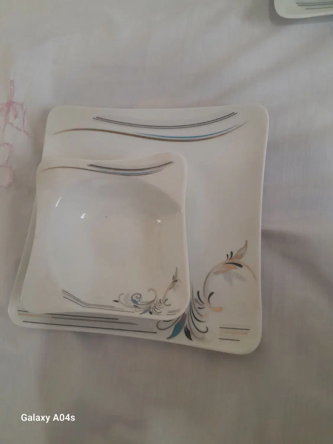 ظروف چینی شیش نفره|ظروف سرو و پذیرایی|همدان, |دیوار