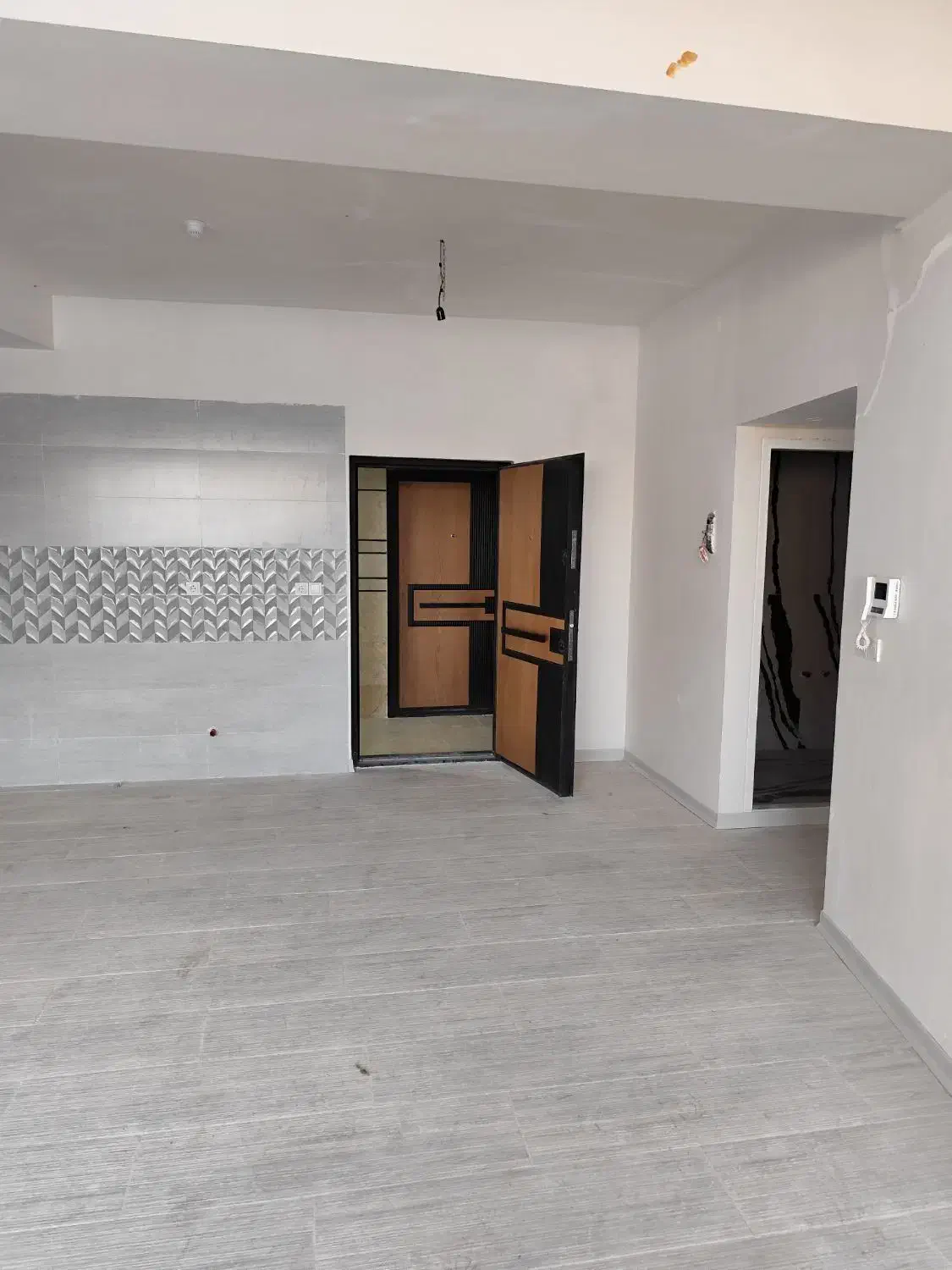 90متر/نوساز اسپلیت مرکزی نما سنگ/مسکن کلید|فروش آپارتمان|ماهدشت, |دیوار