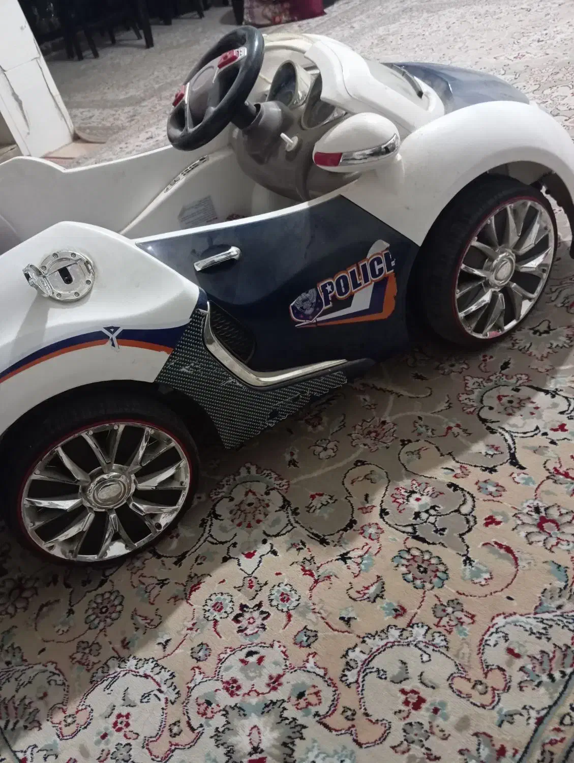 ماشین شارژی|اسباب‌بازی بچه|بروجرد, |دیوار