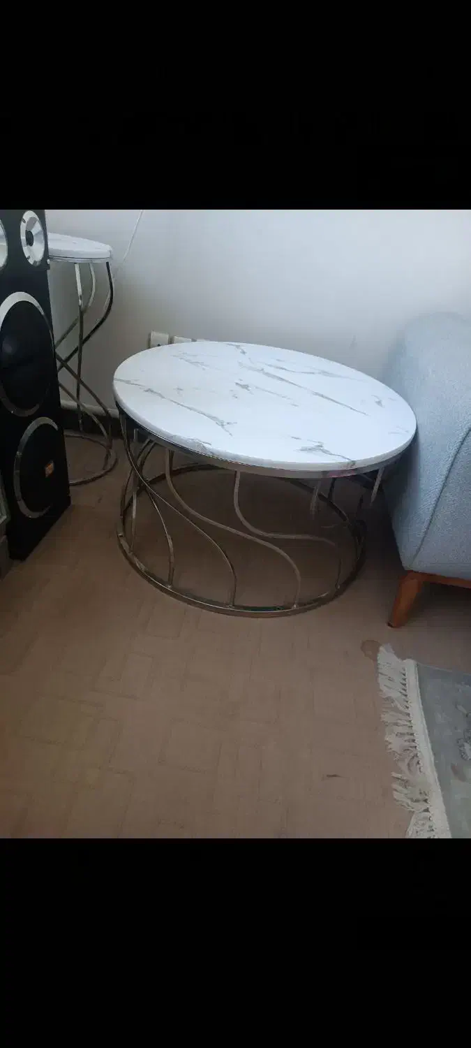 میز تک هست فقط۹۰۰|مبلمان خانگی و میز عسلی|اسلام‌شهر, شهرک سعیدیه|دیوار