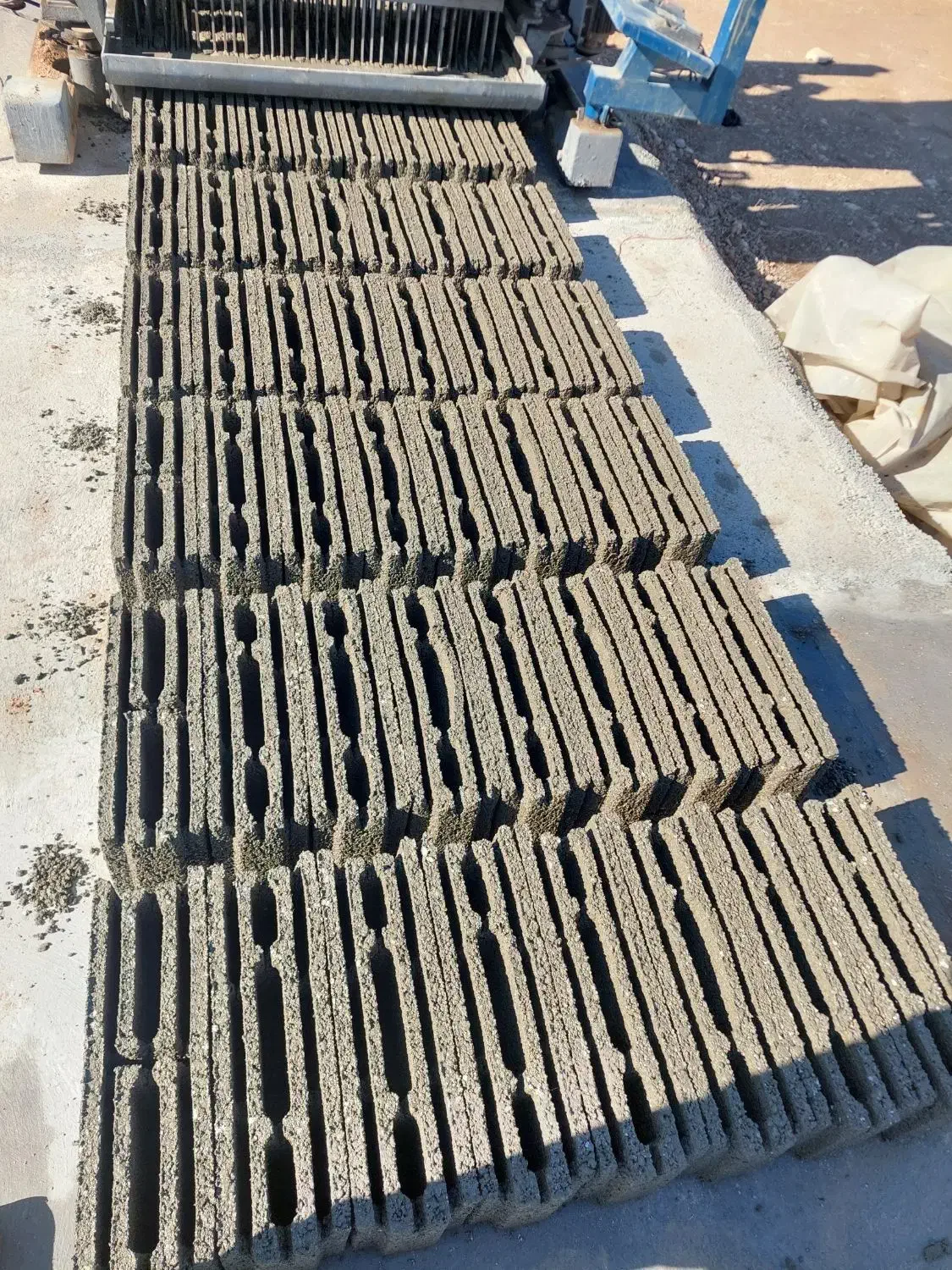 تولیدی بلوک سیمانی سبک و استاندارد|مصالح و تجهیزات ساختمان|خرم‌آباد, |دیوار