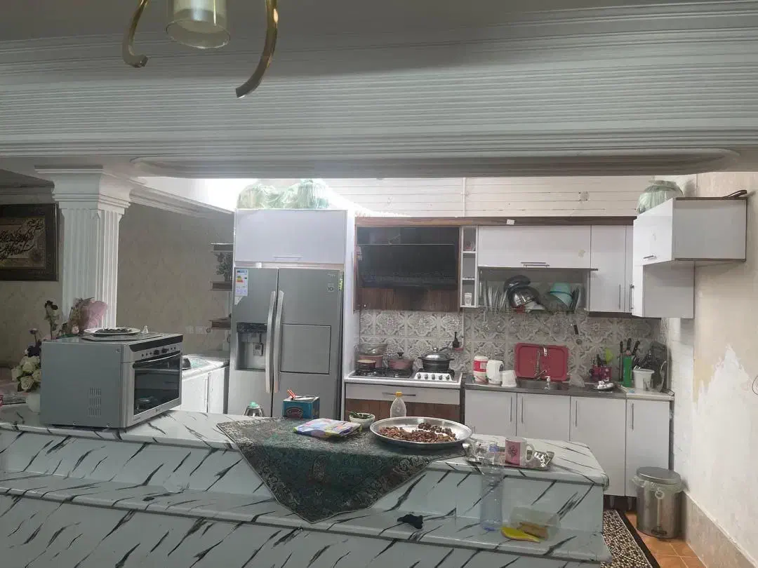 خانه ویلایی ۲۱۱ متری با بنای شیک قابل سکونت و ساخت|فروش خانه و ویلا|مشهد, هنرور|دیوار