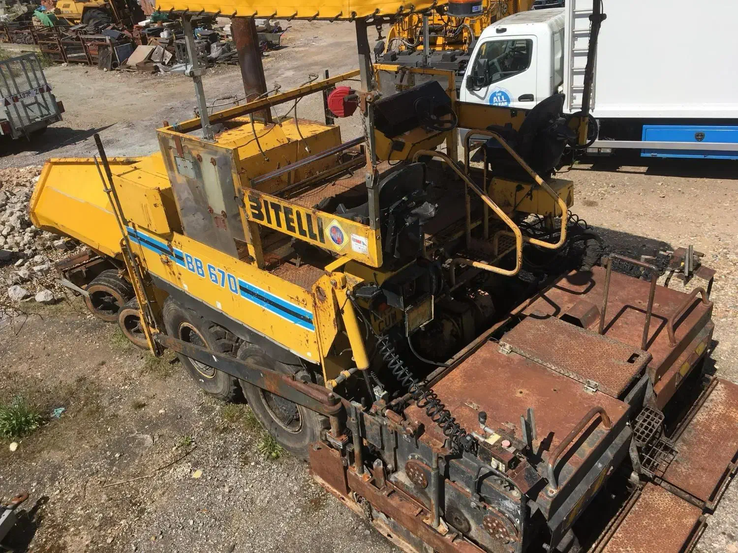 پخش آسفالت با فینیشر|خدمات پیشه و مهارت|تنکابن, |دیوار