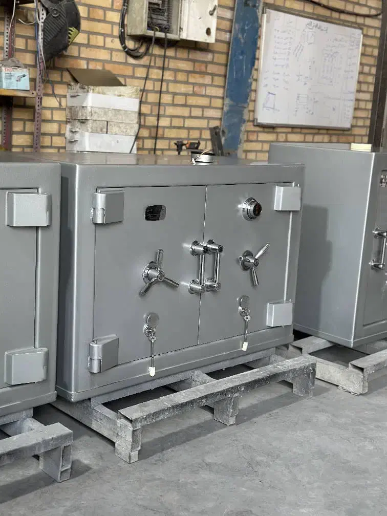 گاوصندوق زیر ویترینی الماس دستگیره هرزگرد|ابزارآلات|تبریز, |دیوار