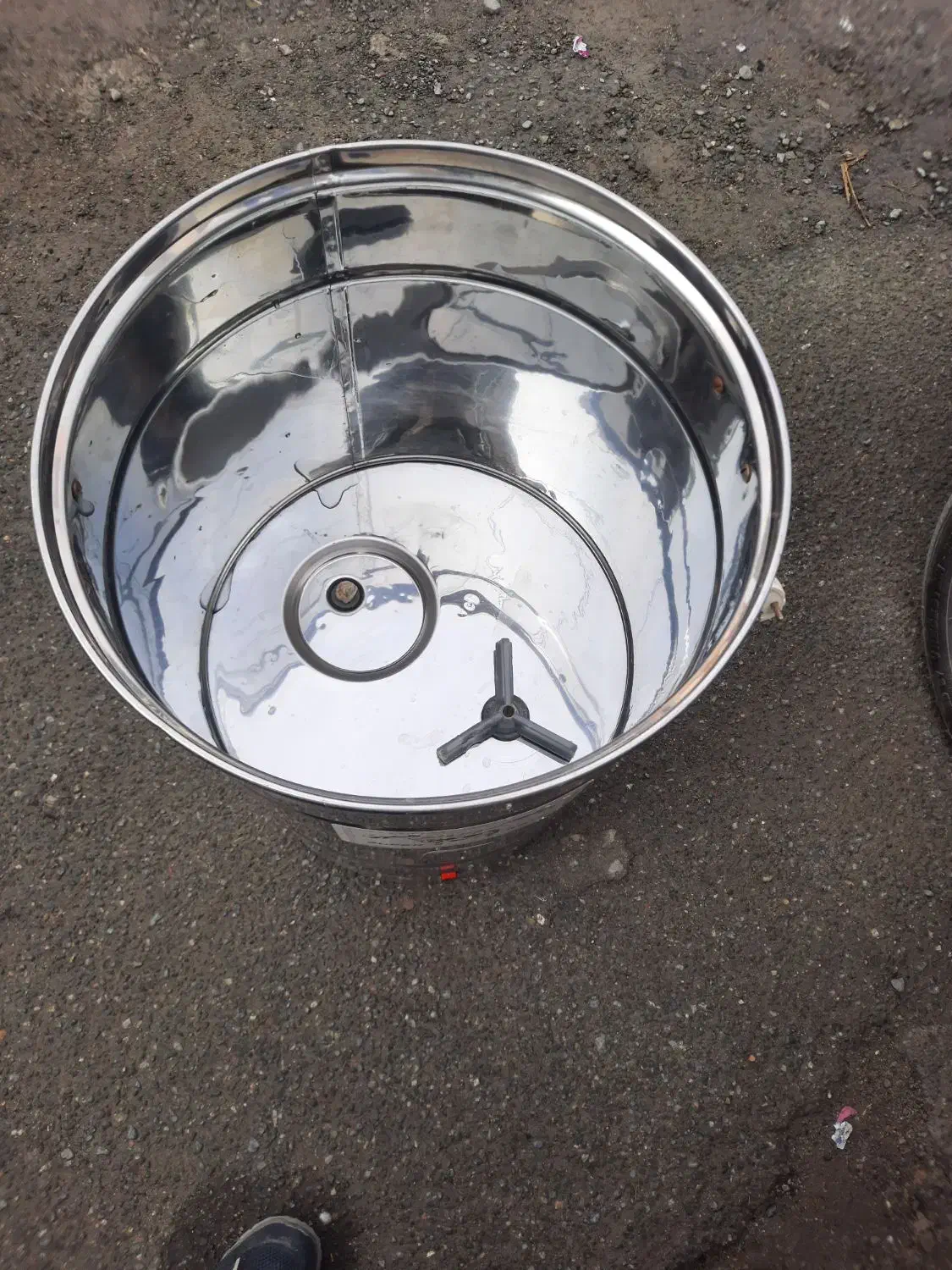 مشکه برقی سالم سالم کم کار ۶۰ لیتری|سایر لوازم برقی|کامیاران, |دیوار