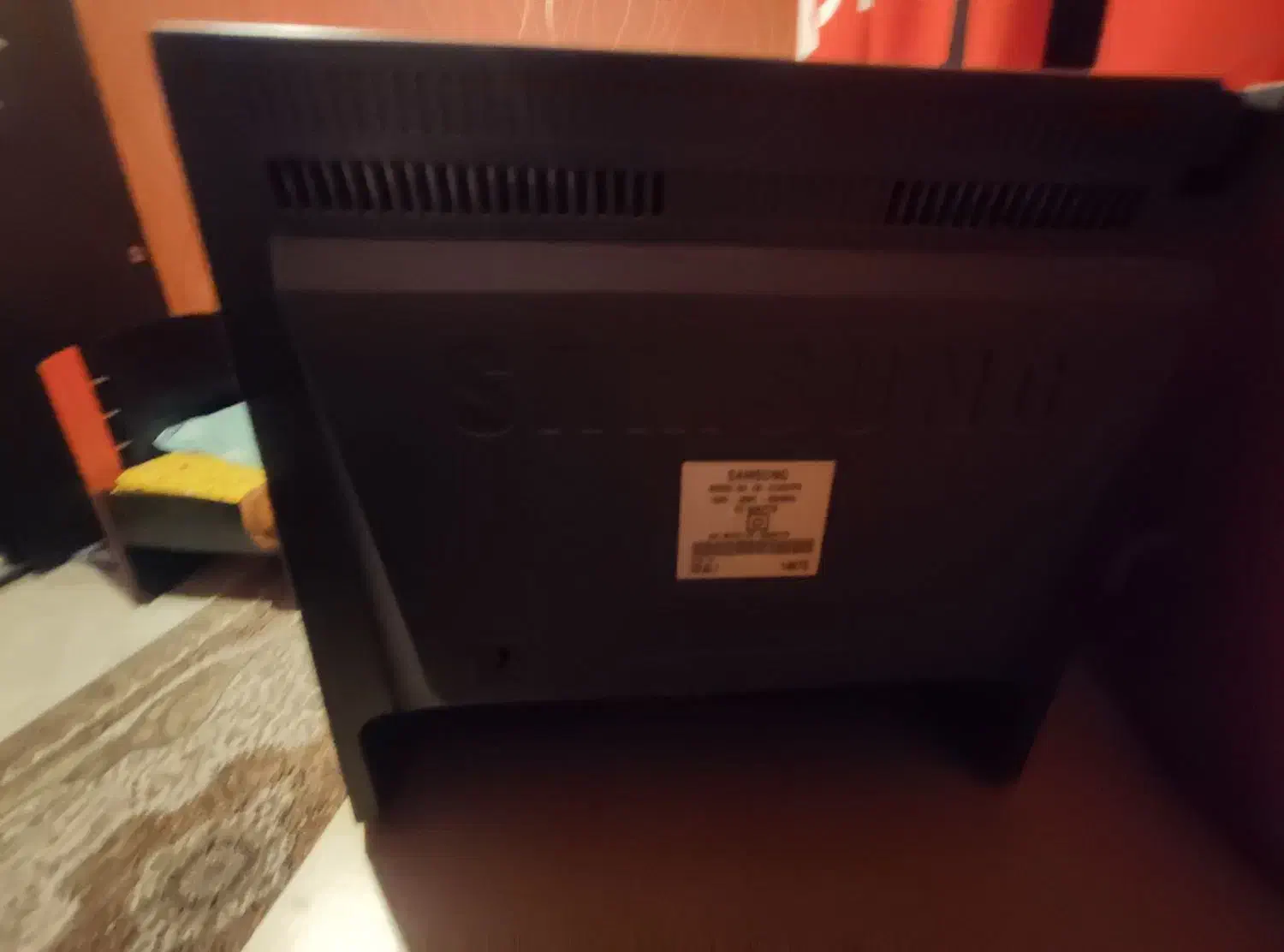 تلویزیون|تلویزیون و پروژکتور|هشتگرد, فاز ۳ مهستان|دیوار