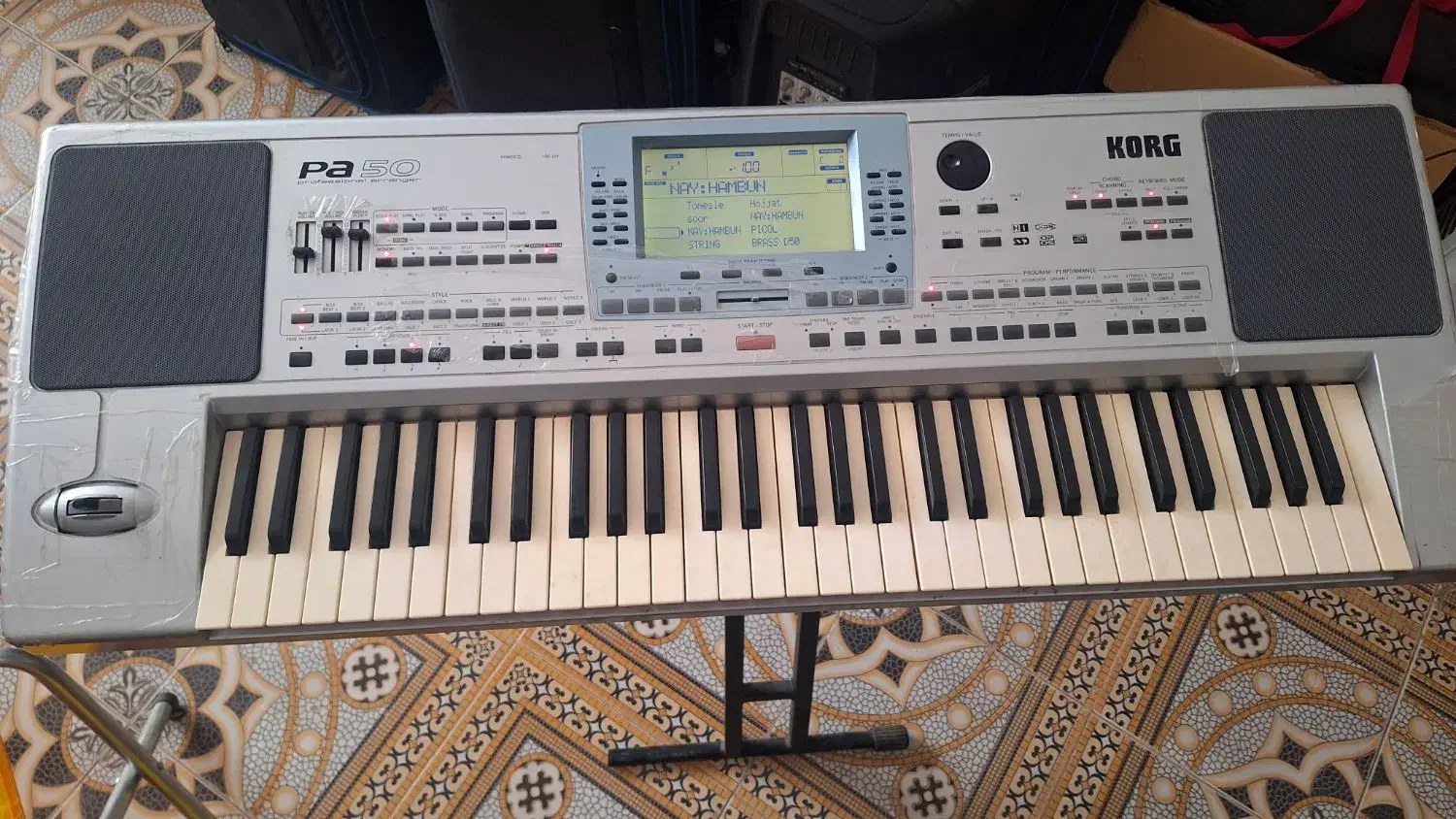 اورگ|پیانو، کیبورد، آکاردئون|بیرجند, |دیوار