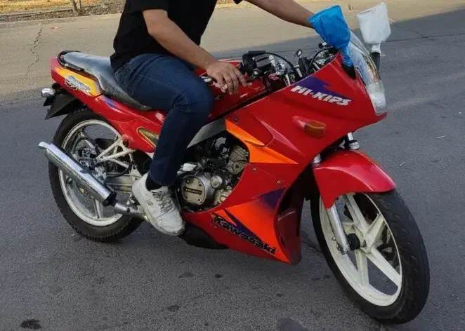 کاوازاکی هایکیپس ۱۵۰|موتورسیکلت|تهران, قصر فیروزه ۲|دیوار