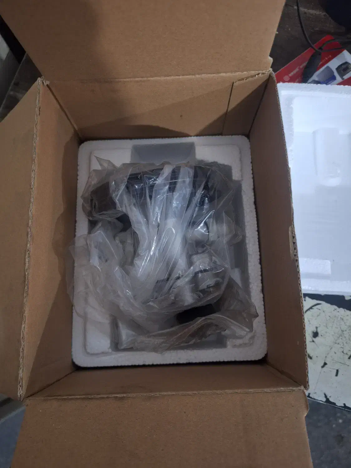 پمپ هیدرولیک|قطعات یدکی و لوازم جانبی|شیراز, قلعه شاهزاده بیگم|دیوار