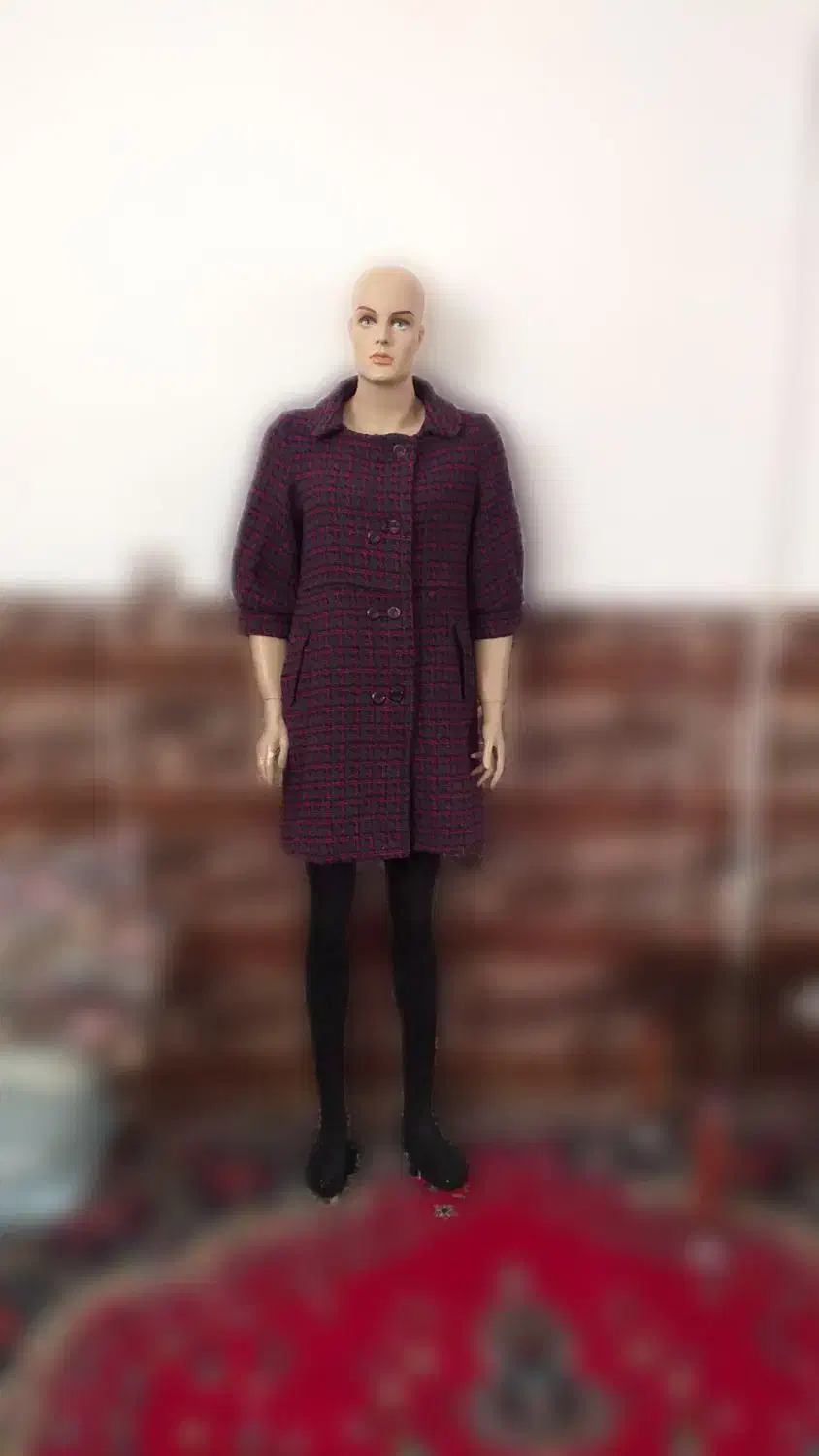 پالتوخارجی|لباس|ایلام, |دیوار