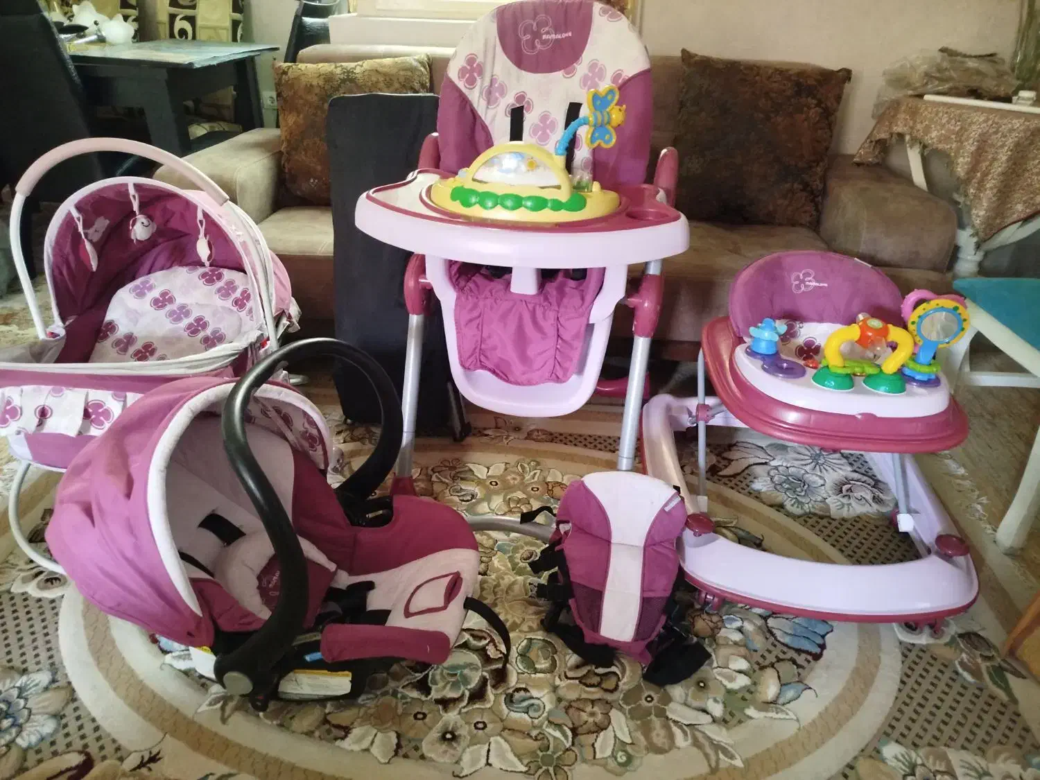 کالسکه و صندلی غذای مامالاو|کالسکه و لوازم جانبی|صدرا-فارس, فاز ۱|دیوار