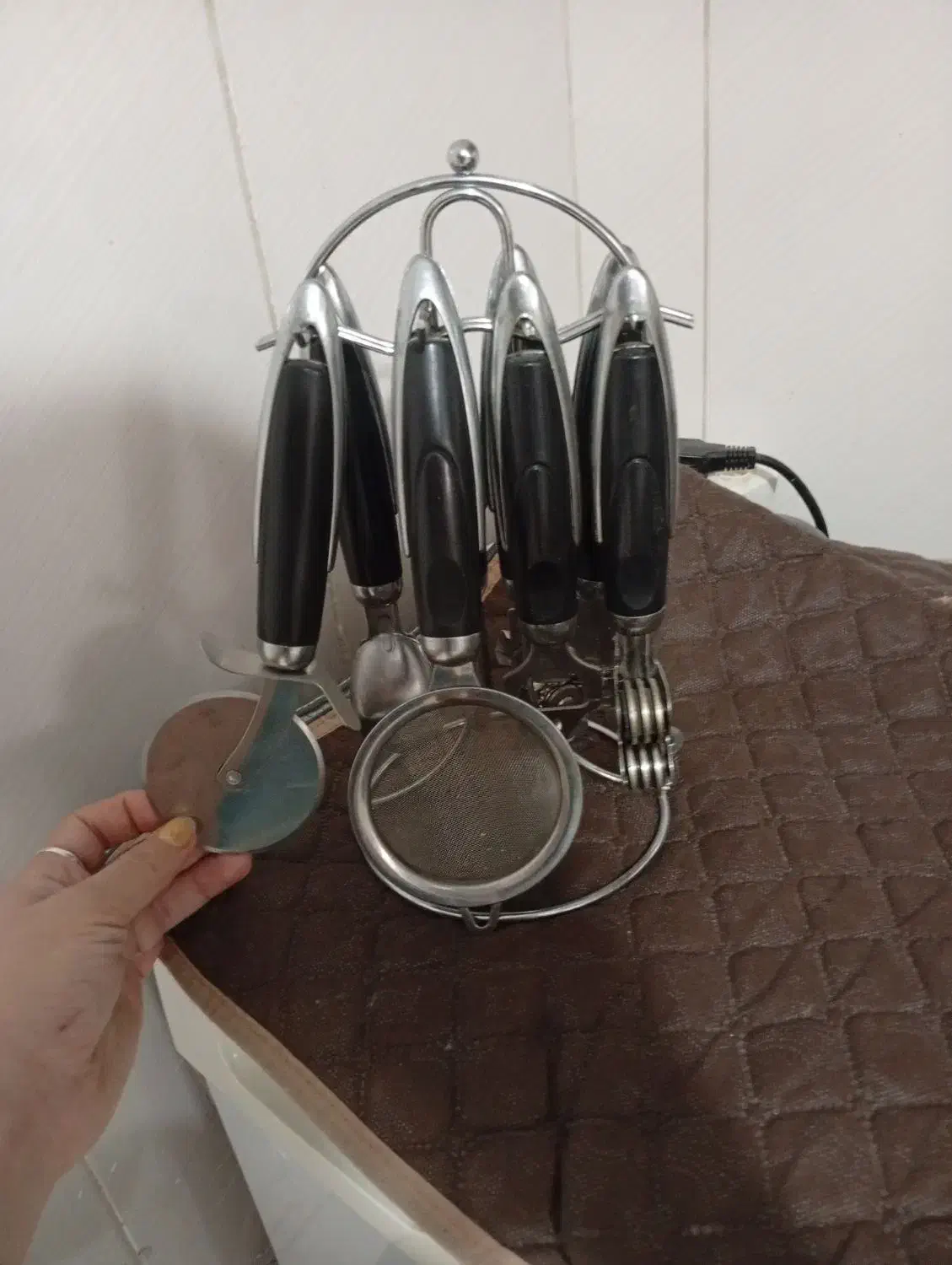 سرویس ابزار آشپزخانه|آب‌چکان و نظم‌دهنده ظروف|سبزوار, شرق کال میانی|دیوار