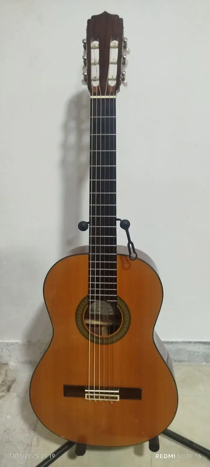 گیتار کلاسیک AK30 ژاپن.|گیتار، بیس، امپلیفایر|رشت, رودبارتان|دیوار