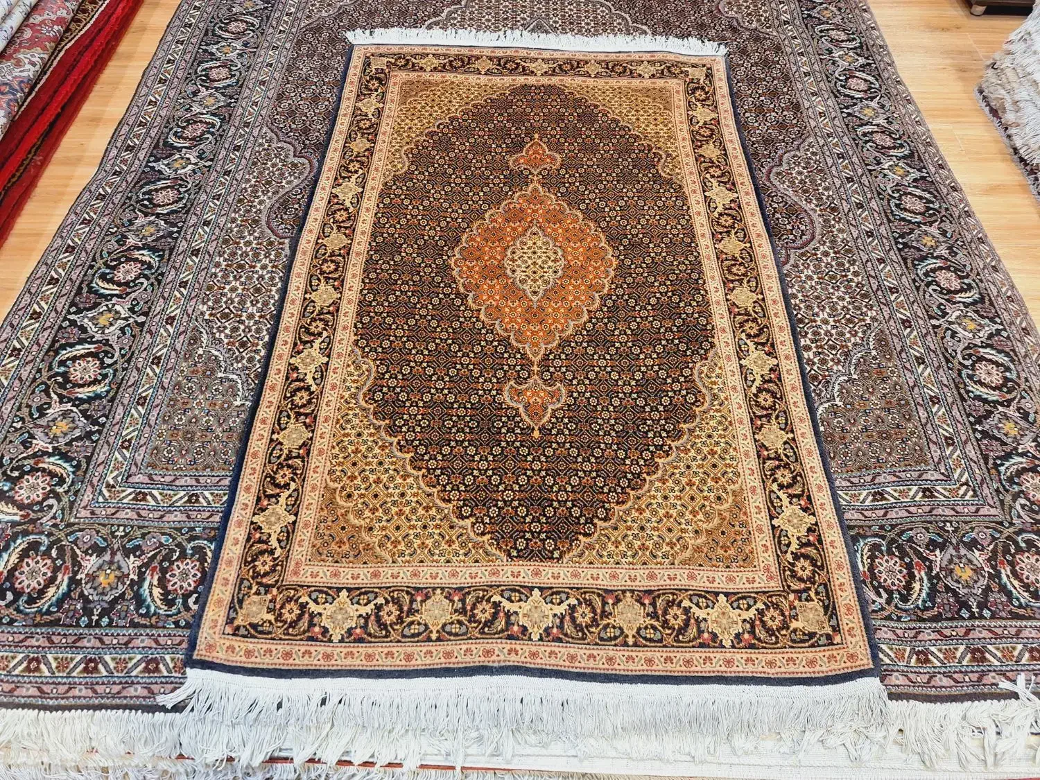 ذرع و نیم دستباف تبریز ۵۰ رج فرش|فرش|تهران, اکباتان|دیوار