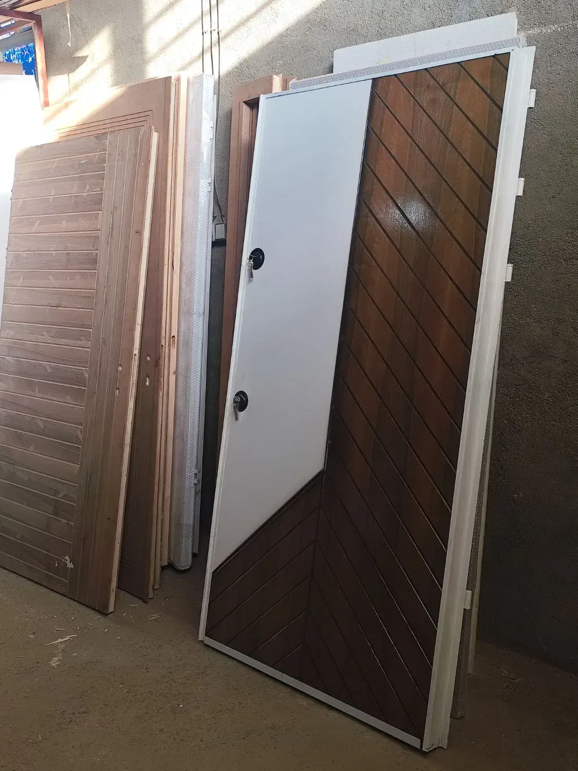 آویددرب|مصالح و تجهیزات ساختمان|لالجین, |دیوار