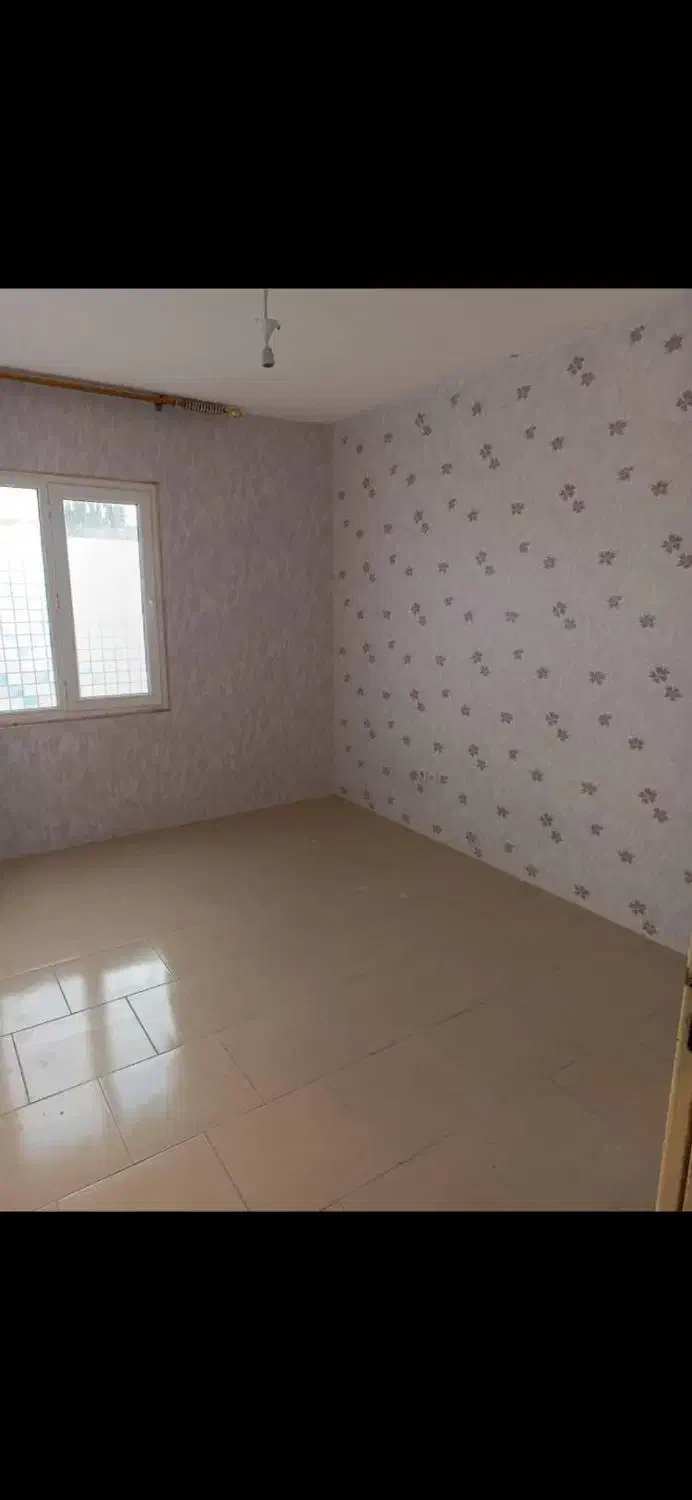 ۳ خواب کیسون|اجارهٔ آپارتمان|پرند, فاز ۶|دیوار