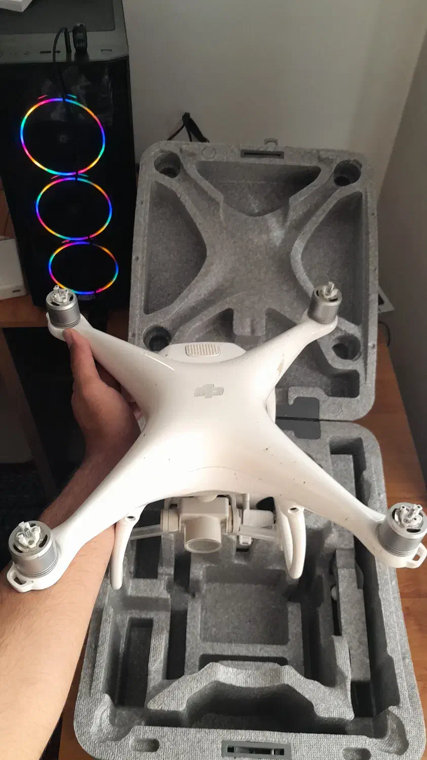 فانتوم ۴ / phantom 4|دوربین عکاسی و فیلم‌برداری|تهران, گلستان (شهرک راه آهن)|دیوار