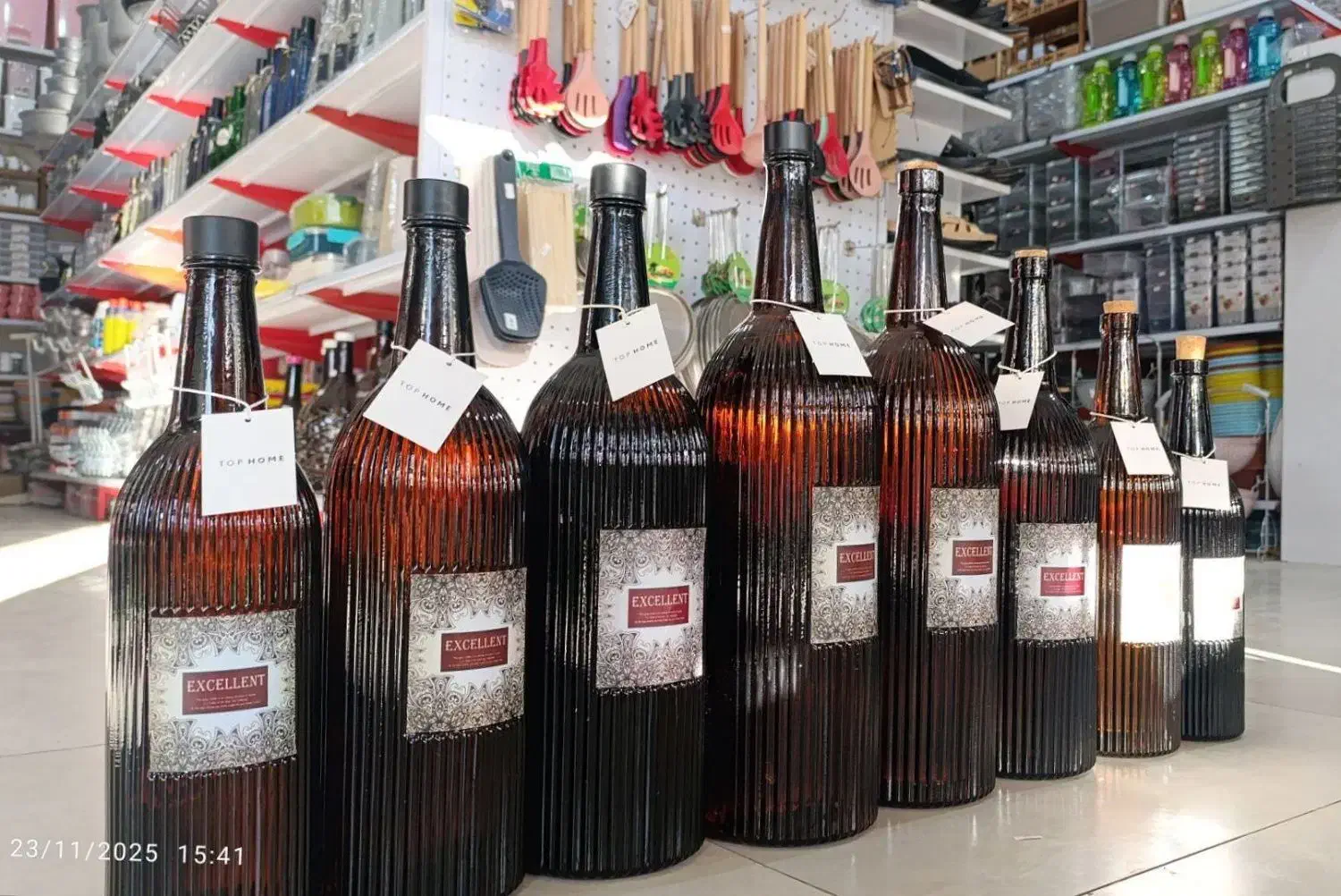 بطری شیشه‌ای،جا آب‌لیمو، شیشه ابغوره ضخیم|ظروف نگهدارنده، پلاستیکی، یک‌بارمصرف|کرمانشاه, |دیوار