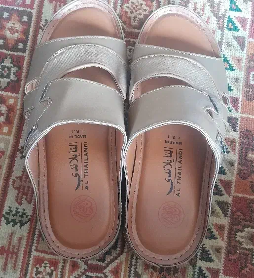 صندل طبی|کیف، کفش، کمربند|قم, انسجام|دیوار