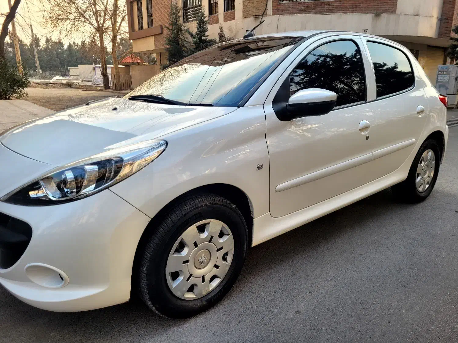 پژو207 دنده‌ای مدل ۱۴۰۰ بی رنگ|خودرو سواری و وانت|کرج, مهرویلا جنوبی|دیوار