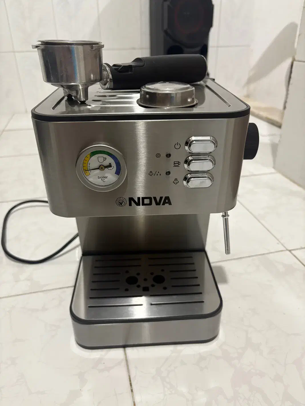 تعدادی دستگاه قهوه ساز حرفه ای سالم و نو|سماور، چایساز، قهوهساز|گرگان, |دیوار