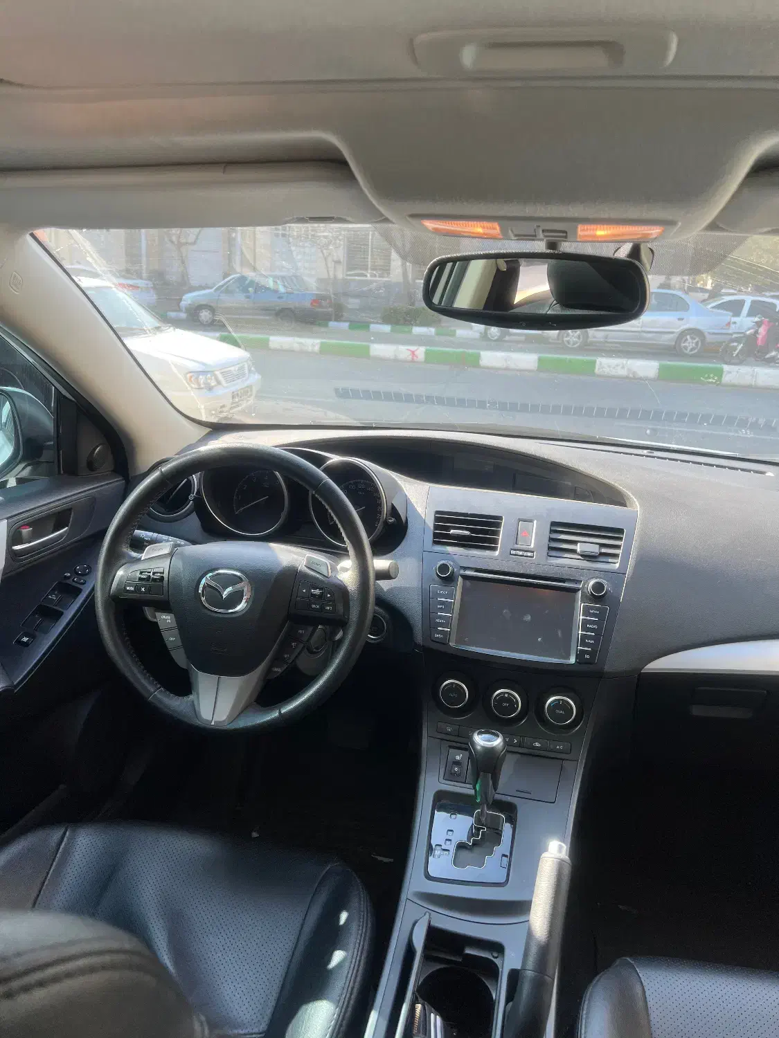 مزدا ۳ مدل ۹۸ تیپ ۴|خودرو سواری و وانت|مشهد, ابوذر|دیوار