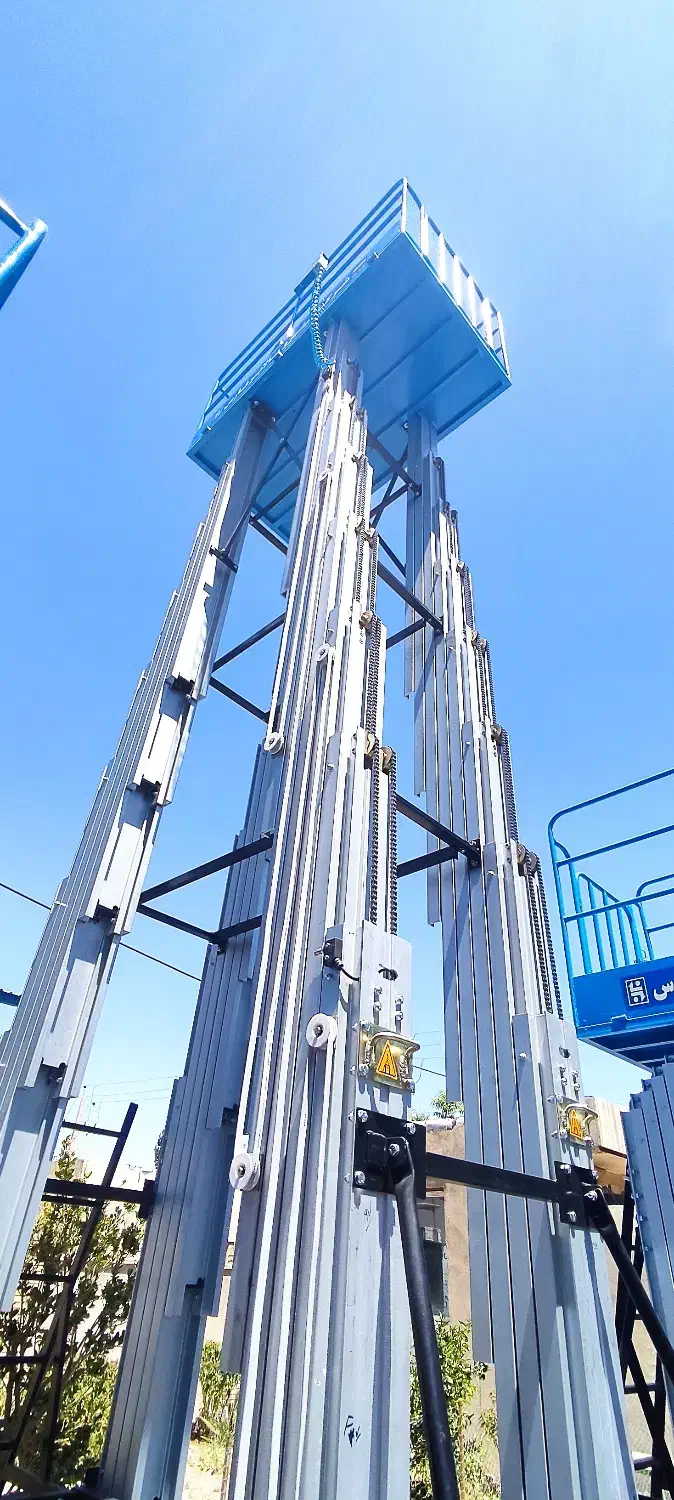 بالابر دو نفره متحرک 14 متری|مصالح و تجهیزات ساختمان|تهران, ونک|دیوار