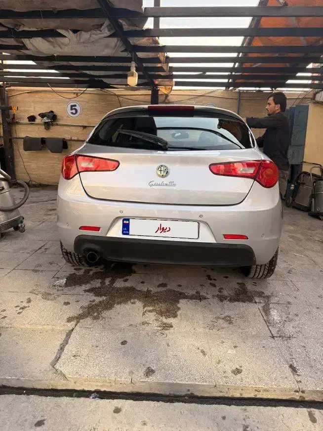 آلفارومئو جولیتا|خودرو سواری و وانت|تهران, سازمان برنامه جنوبی|دیوار