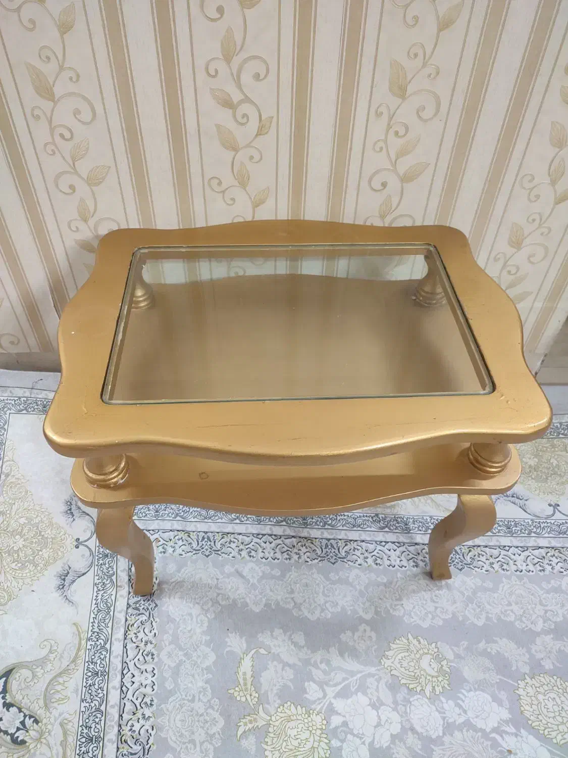 ۳عددجلومبلی یکی چوب اصل راش قیمت ۴۵۰۰|مبلمان خانگی و میز عسلی|کاشمر, |دیوار