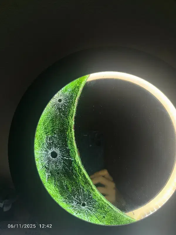 آینه ماه|آینه|قشم, |دیوار