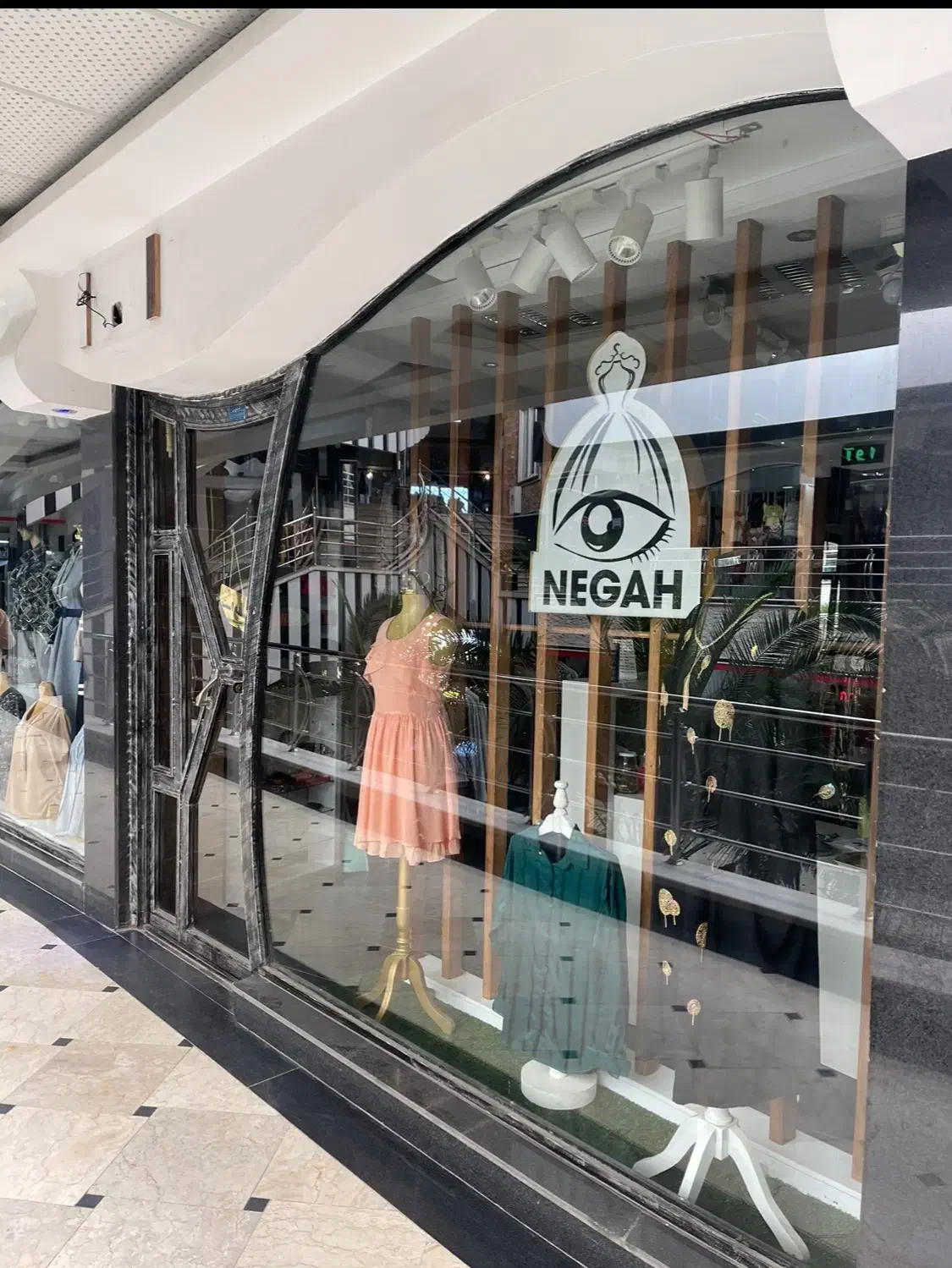 اجاره مغازه ۴۰متری پاساژ پارادایس آستانه اشرفیه|اجارهٔ مغازه و غرفه|آستانه اشرفیه, |دیوار