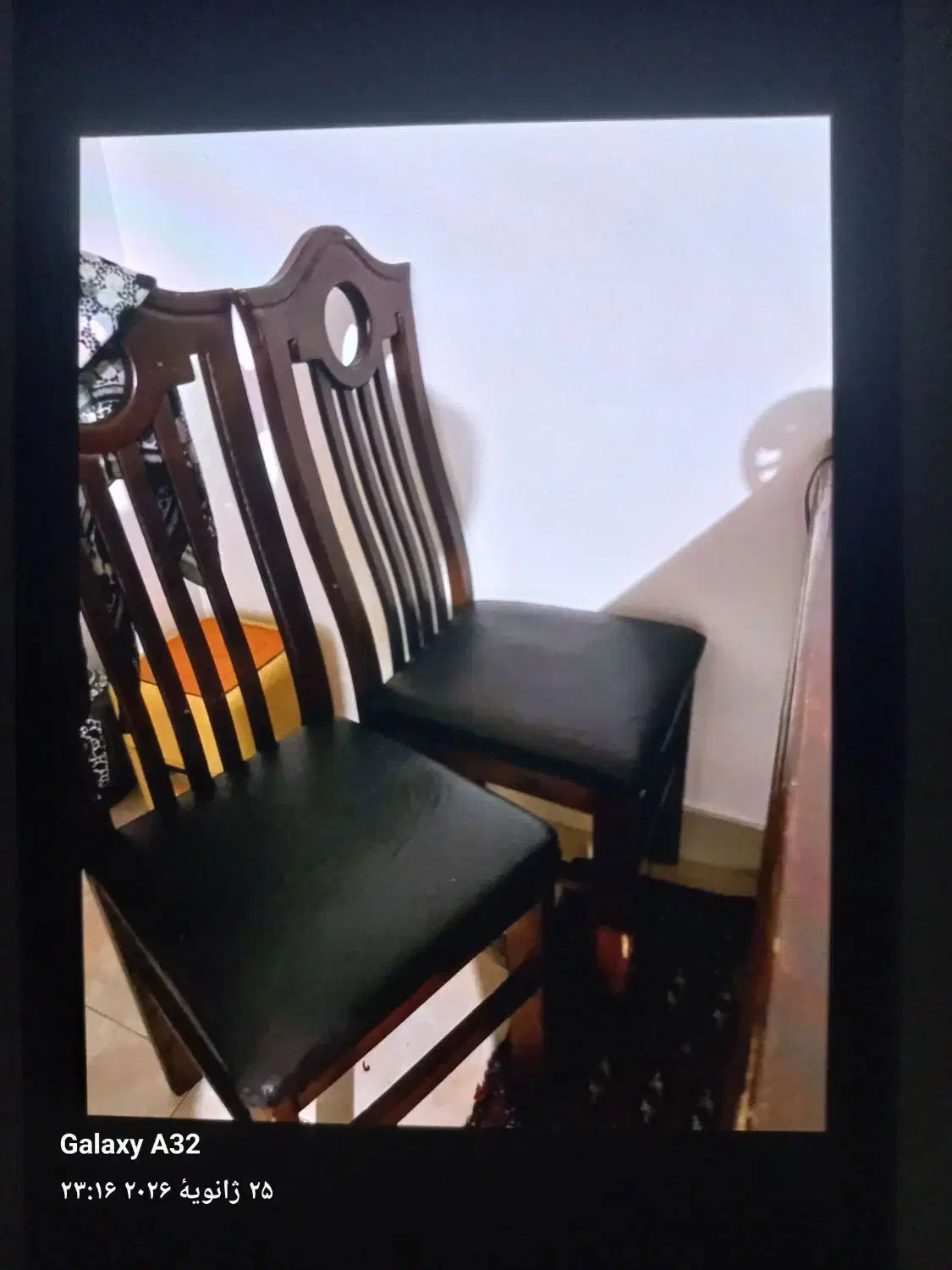 میزنهارخوری یزرگ|میز و صندلی غذاخوری|ساری, |دیوار