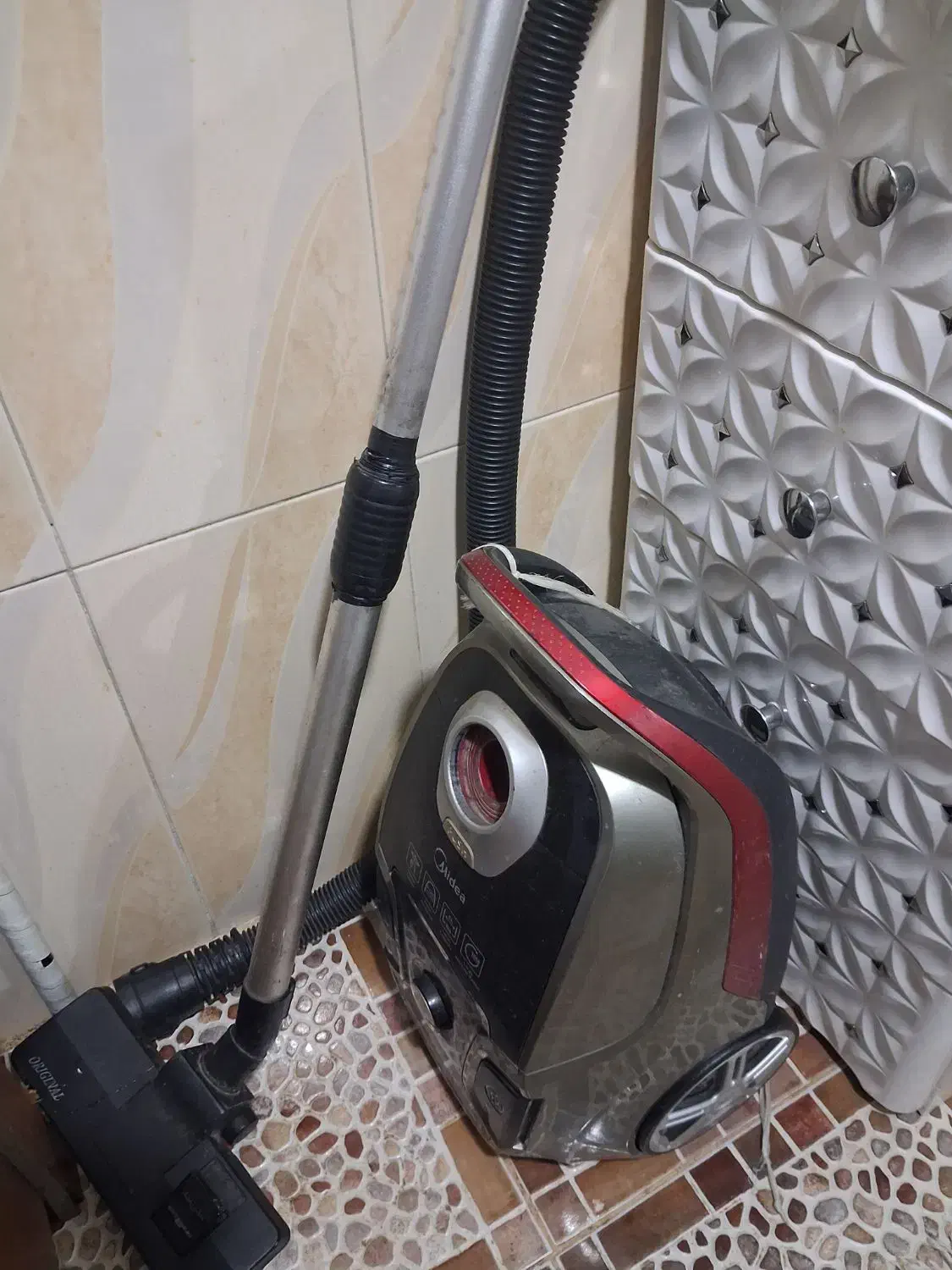 جارو برقی و ماکرو فر مارک Midea جنس خوب در حد نو|سایر لوازم برقی|مرودشت, ژیان|دیوار