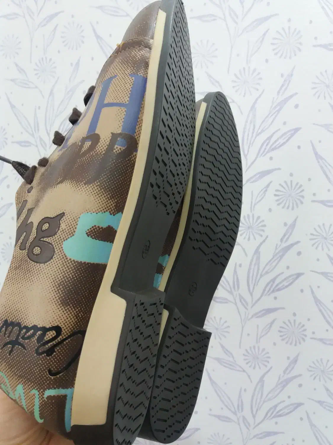 اشیای عتیقه|کلکسیون اشیاء عتیقه|فولادشهر, A3|دیوار