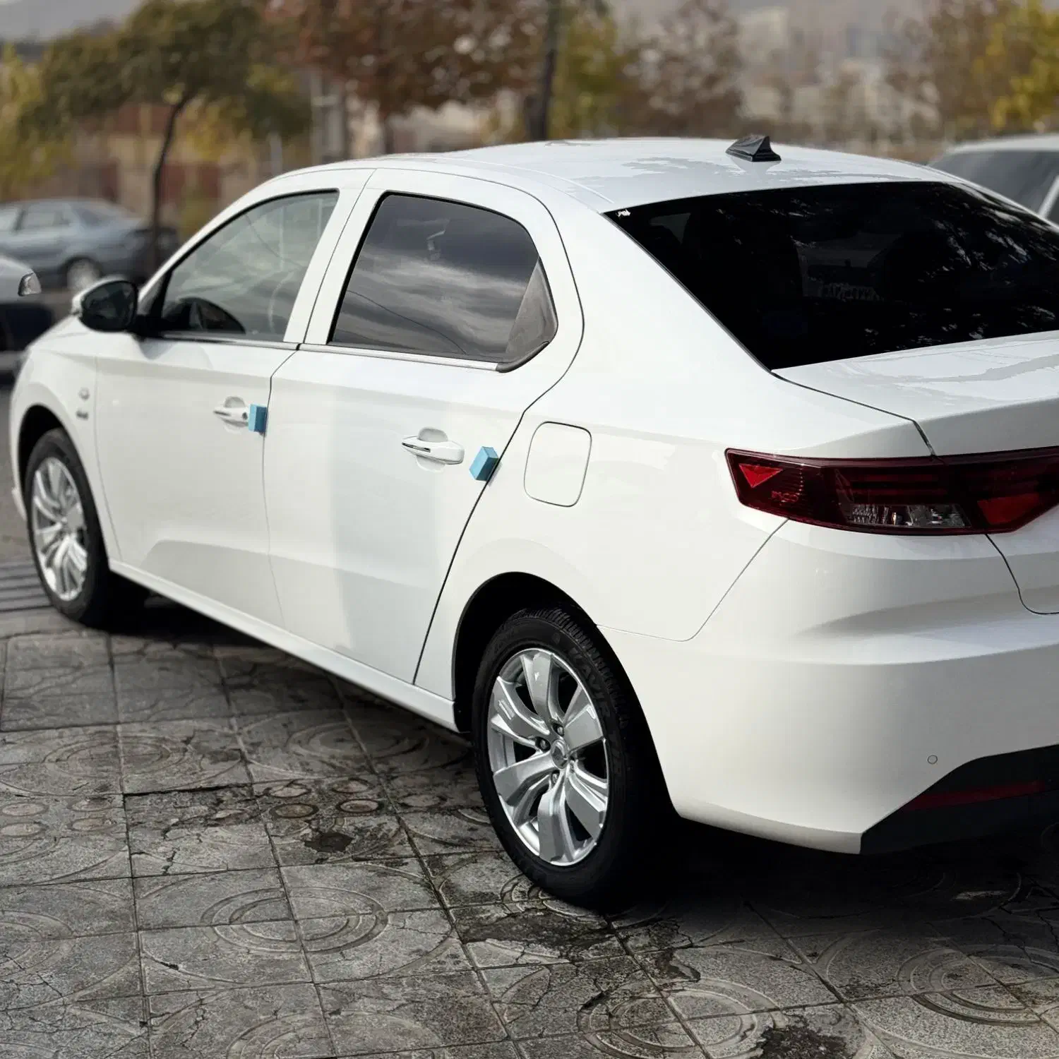 تارا V4 خشک|خودرو سواری و وانت|سنندج, |دیوار