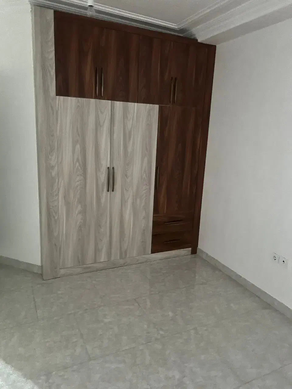 آپارتمانی 190 متری تک واحدی خیابان حسنی|اجارهٔ آپارتمان|ارومیه, |دیوار