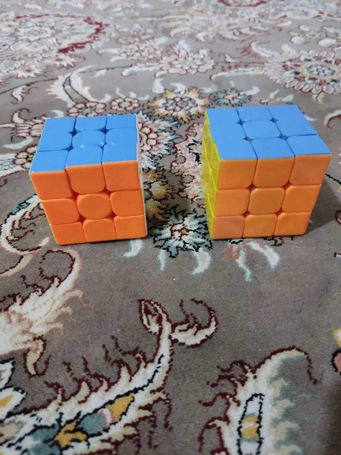 دو عدد مکعب روبیک|اسباببازی|کرمانشاه, |دیوار