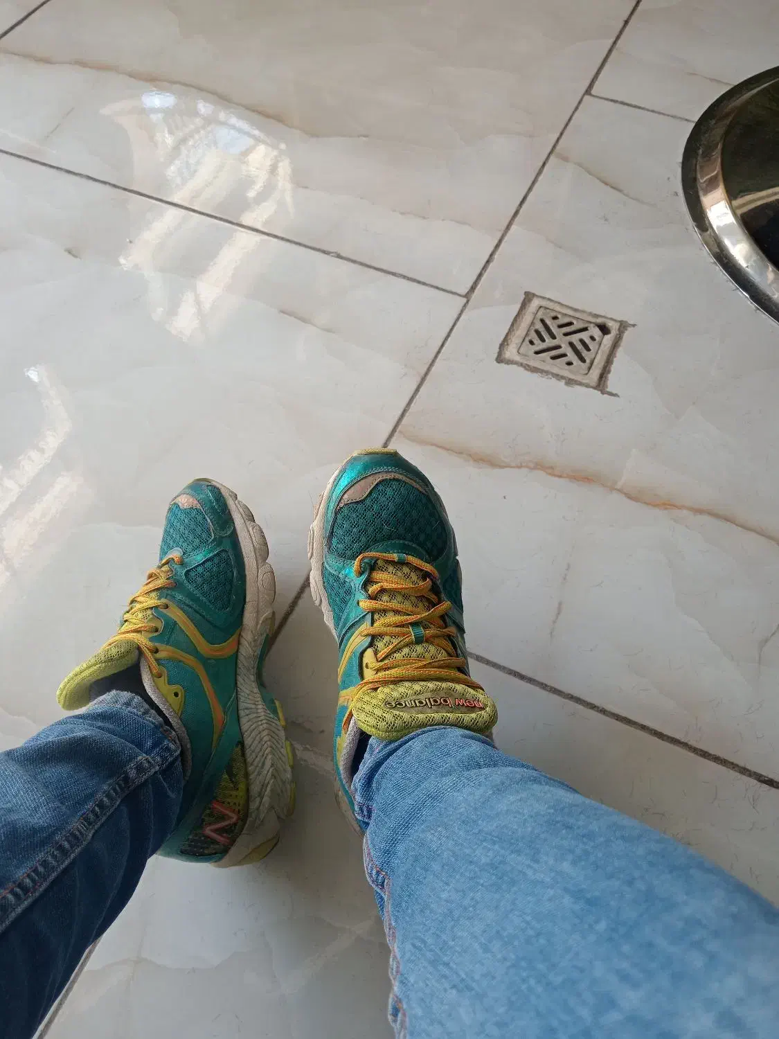 کفش نیو بالانس|کیف، کفش، کمربند|نیشابور, بزرگمهر|دیوار