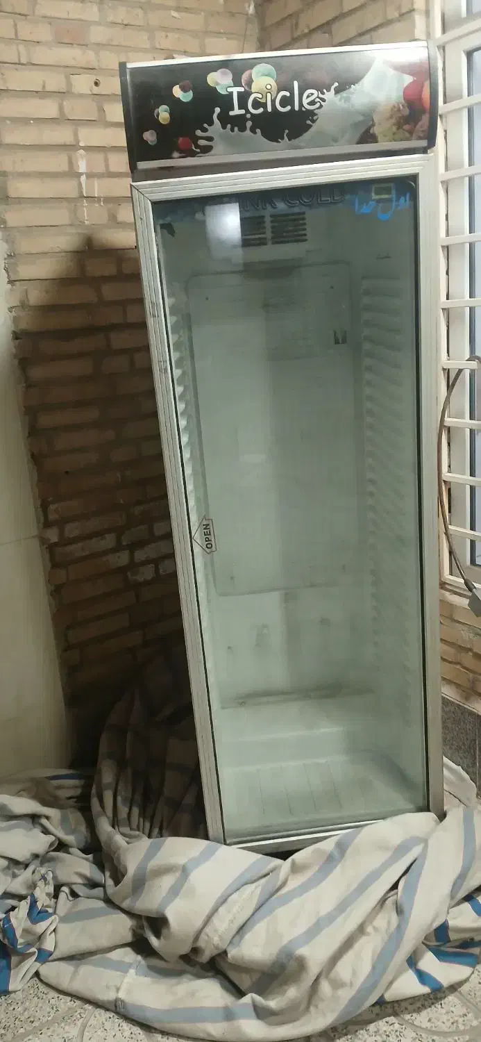 یخچال ویترینی یک درب سالم سالم|یخچال و فریزر|یزد, |دیوار