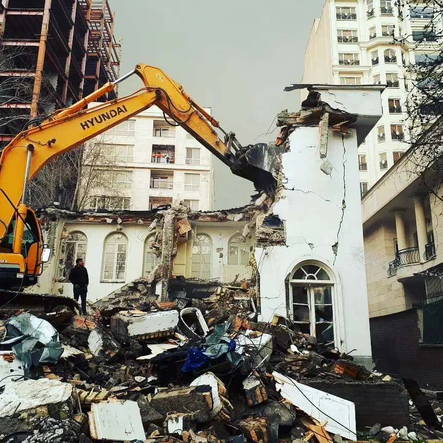 تخریب وبازسازی ساختمان(کلی وجزئی)|خدمات پیشه و مهارت|تهران, دانشگاه شریف|دیوار