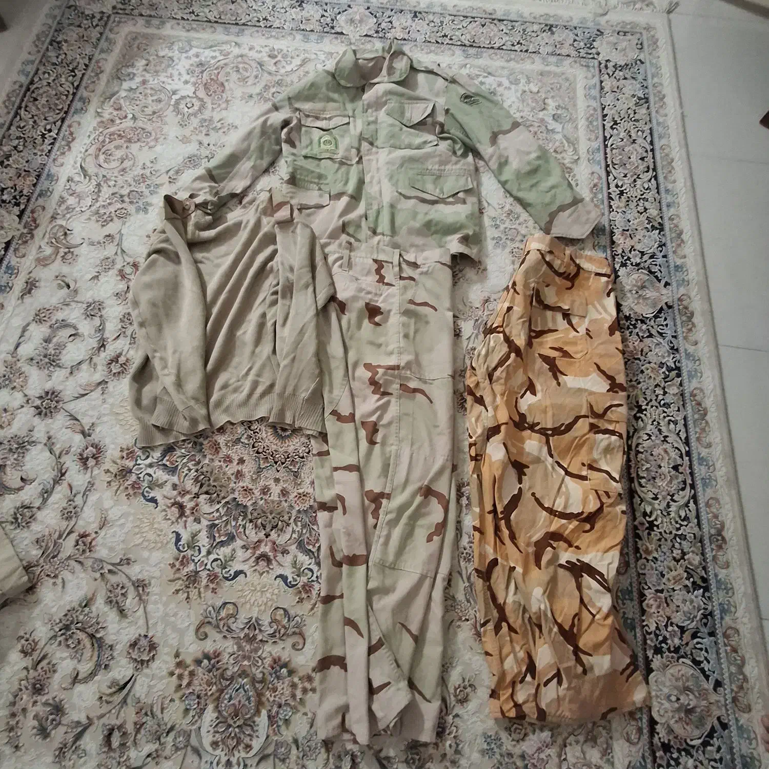 لباس مرزبانی|لباس|کرمانشاه, |دیوار