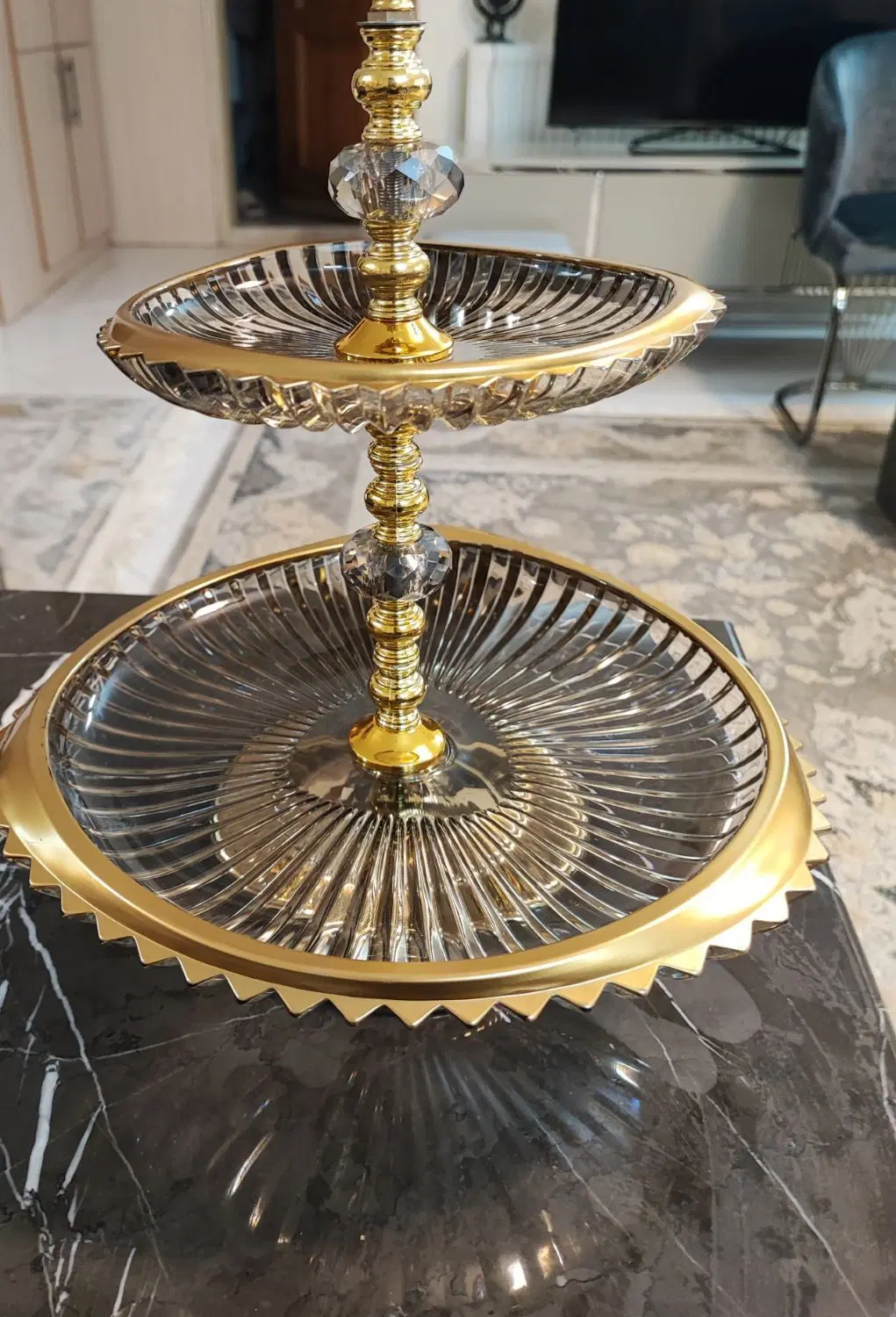 شیرینی خوری‌|میز و صندلی غذاخوری|اصفهان, خواجو|دیوار