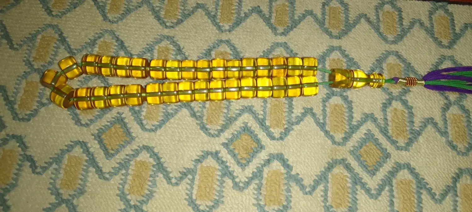 تسبیح سندلوس نباتی تراش حبه یا کسمه|کلکسیون و سرگرمی|سمنان, |دیوار