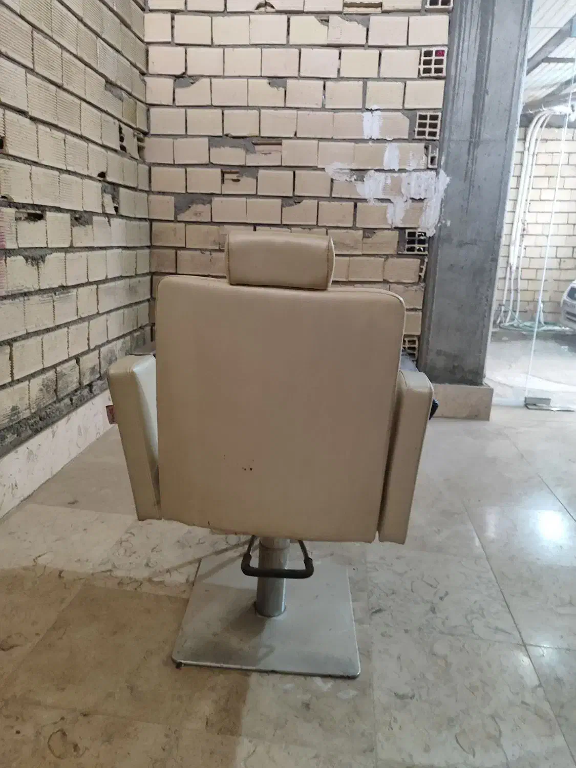 صندلی ارایشگری جک دار|آرایشگاه و سالن‌های زیبایی|کرمانشاه, |دیوار