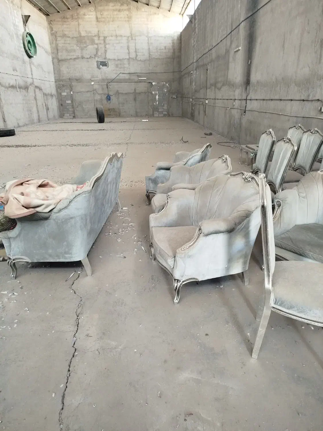 سلام تعداد 8عددصندلی سه عددمیزو1 دست مبل راحتی|مبلمان خانگی و میز عسلی|نیشابور, منظر|دیوار