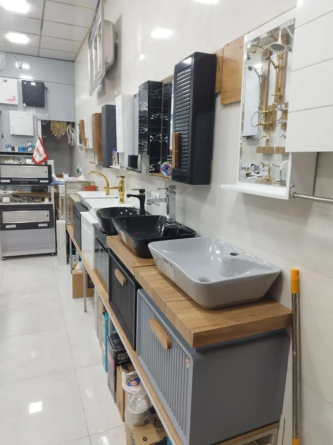 فروشگاه انواع شیرآلات، هود،روشویی،توالت فرنگی|لوازم سرویس بهداشتی|قم, پردیسان|دیوار